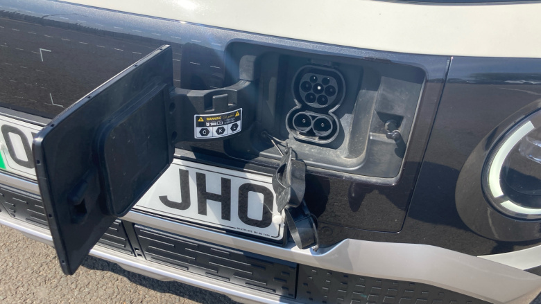 Hyundai INSTER 85kW 02 49kWh 5dr Auto Electric Hatchback